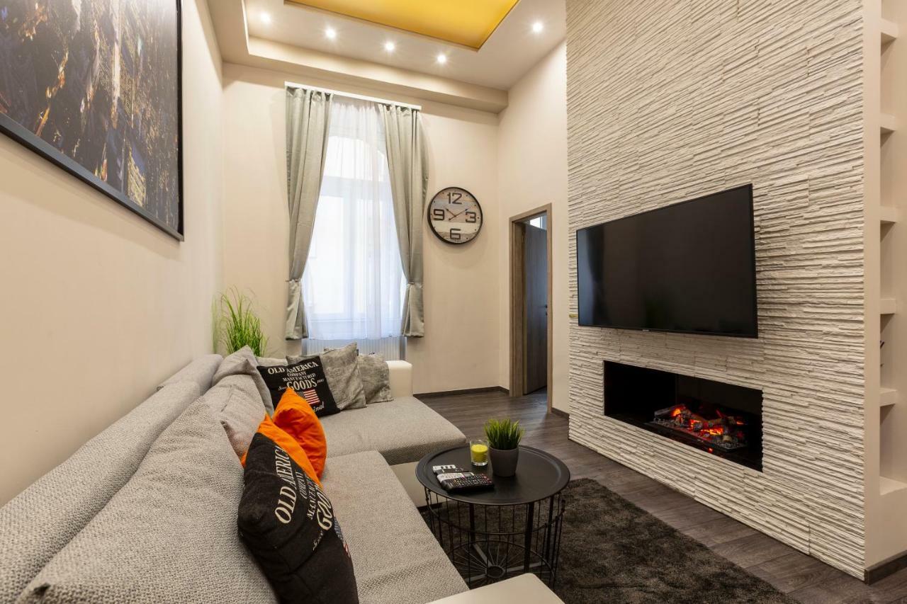 Deluxe Downtown Home 2 Bedrm, 2 Bathrm Будапешт Экстерьер фото