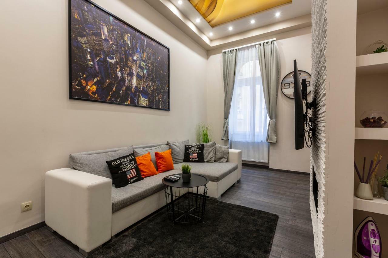 Deluxe Downtown Home 2 Bedrm, 2 Bathrm Будапешт Экстерьер фото
